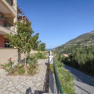 Myrtos Kefalonia Apartment Divarata